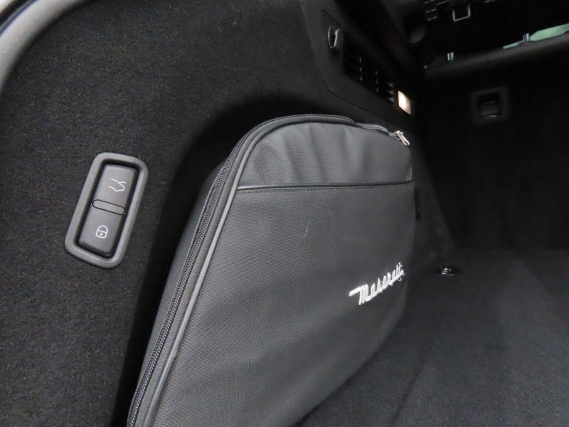 Maserati Levante V6 350 CH 2021 - photo n°8 Maserati Levante V6 350 CH  occasion à L'Union - photo n°8