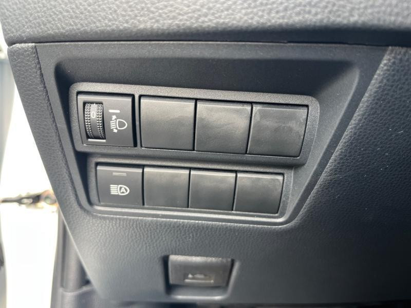 Mazda Mazda 2 1.5 Hybrid 116ch Pure 2023 - photo n°13 Mazda Mazda 2 1.5 Hybrid 116ch Pure  occasion à Saint-Brieuc - photo n°13