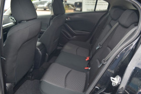 Mazda Mazda 3 2.0L SKYACTIV-G 120 ch  occasion  Beaupuy - photo n5