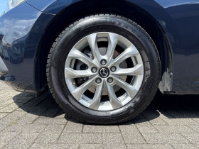 Mazda Mazda 3 2.0L SKYACTIV-G 120 ch  occasion  Beaupuy - photo n8