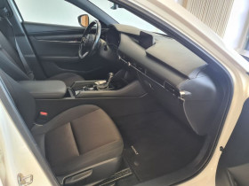 Mazda Mazda 3 2.0L SKYACTIV-G 122 ch BVA  occasion  Beaupuy - photo n7