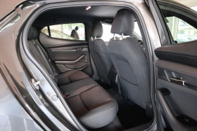 Mazda Mazda 3 2.0L SKYACTIV-G 122 ch BVA  occasion  Beaupuy - photo n5