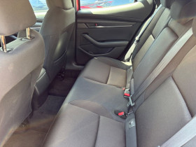 Mazda Mazda 3 2.0L SKYACTIV-G 122 ch BVM  occasion  Beaupuy - photo n7