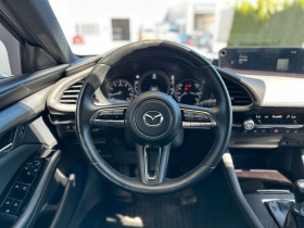 Mazda Mazda 3 2.0L SKYACTIV-G 122 ch BVM  occasion  Beaupuy - photo n7