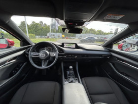 Mazda Mazda 3 2.0L SKYACTIV-G 122 ch BVM  occasion  Beaupuy - photo n3