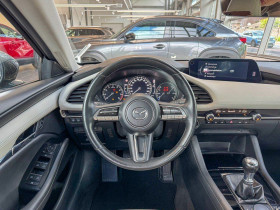 Mazda Mazda 3 2.0L SKYACTIV-X M Hybrid 180 ch BVM  occasion  Beaupuy - photo n2