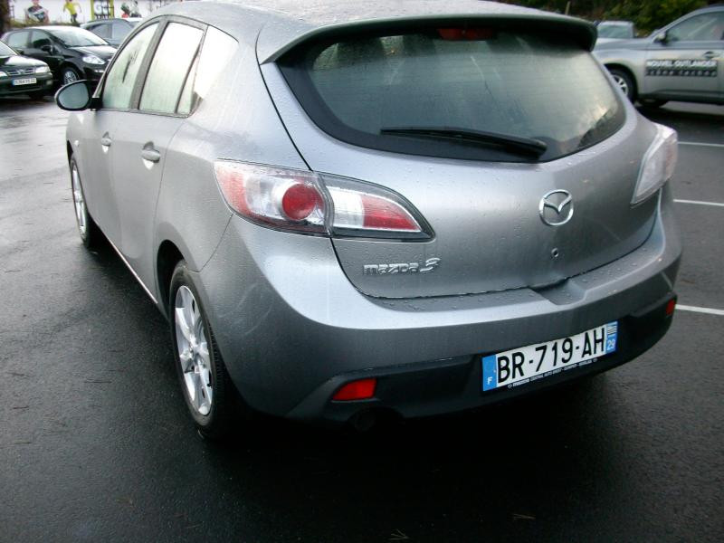 Mazda Mazda 3 confort mzr cd 115  occasion à Brest - photo n°3