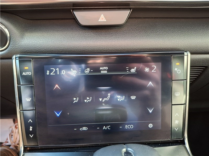 Mazda MX-30 E-SKYACTIV 145 CH Makoto Industrial Vintage  occasion � Toulouse - photo n�18