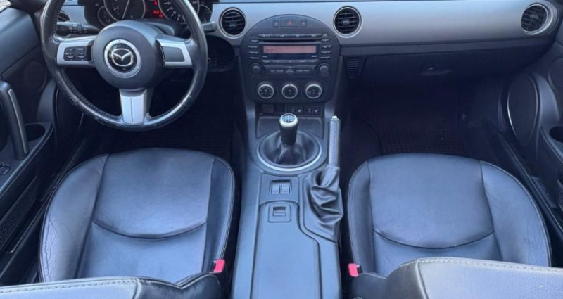 Mazda MX-5 ROADSTER 1.8 MZR 125ch ELEGANCE Sièges Chauffants 2010 - photo n°3 Mazda MX-5 ROADSTER 1.8 MZR 125ch ELEGANCE Sièges Chauffants  occasion à Saint-Priest - photo n°3