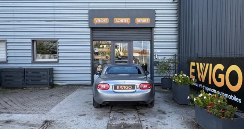 Mazda MX-5 ROADSTER 1.8 MZR 125ch ELEGANCE Sièges Chauffants 2010 - photo n°6 Mazda MX-5 ROADSTER 1.8 MZR 125ch ELEGANCE Sièges Chauffants  occasion à Saint-Priest - photo n°6