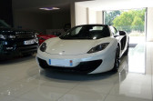 Mclaren Mp4-12c occasion Blanc année 2013 boite Automatique Annonce Mclaren Mp4-12c occasion Essence 3.8 V8 TWIN-TURBO 625 CH à BEAUPUY