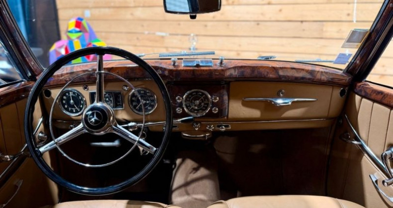 Mercedes 220 benz ( w187 ) cabriolet type a  occasion &agrave; Les Alluets Le Roi - photo n&deg;6