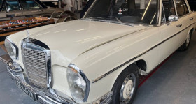 Mercedes 280 , garage LOKASTAR VINTAGE  CIVENS
