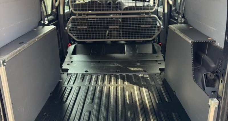 Mercedes Citan 3 Modèles disponibles BENZ 109 CDI EXTRA LONG MIXTO CABINE R 2018 - photo n°5 Mercedes Citan 3 Modèles disponibles BENZ 109 CDI EXTRA LONG MIXTO CABINE R  occasion à ST CHRISTOPHE DU LIGNERON - photo n°5