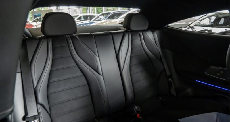 Mercedes CL 220 d Coupé AMG Sport Premium LED Pano Navi  - photo n°7 Mercedes CL 220 d Coupé AMG Sport Premium LED Pano Navi  occasion à LEIMBACH - photo n°7