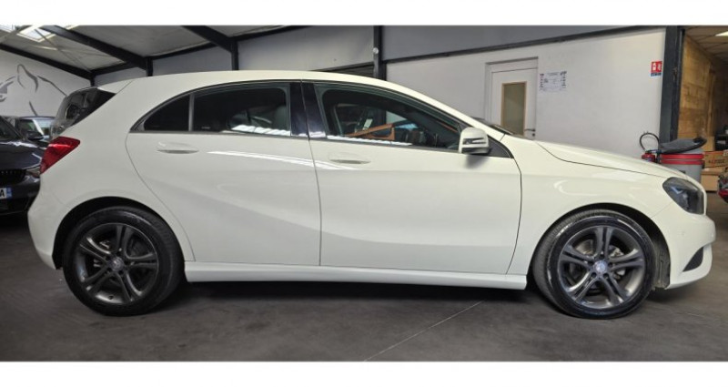 Mercedes Classe A 180 180 CDI FAP BlueEfficiency - BV 7G-DCT BERLINE - BM 176 Sens 2013 - photo n°5 Mercedes Classe A 180 180 CDI FAP BlueEfficiency - BV 7G-DCT BERLINE - BM 176 Sens  occasion à SAINT LAURENT DU VAR - photo n°5