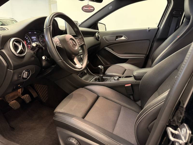 Mercedes Classe A 180 180 d Sport Edition 2018 - photo n°20 Mercedes Classe A 180 180 d Sport Edition  occasion à Brive-la-Gaillarde - photo n°20