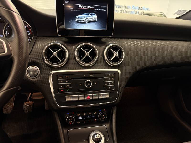 Mercedes Classe A 180 180 d Sport Edition 2018 - photo n°18 Mercedes Classe A 180 180 d Sport Edition  occasion à Brive-la-Gaillarde - photo n°18