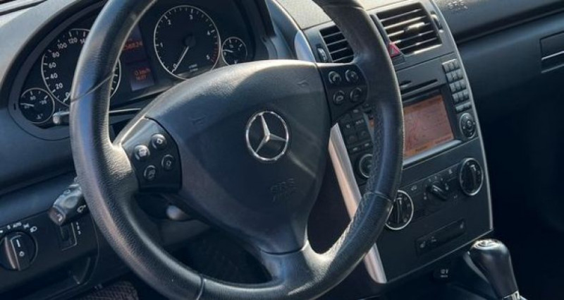 Mercedes Classe A 180 Benz 180 CDI 110 BOITE AUTO AVANTGARDE  occasion  LA CHAPELLE DE GUINCHAY - photo n5