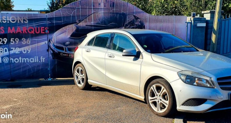 Mercedes Classe A 180 Benz A180Cdi 109Cv 7G-Dct Sensation 12-2