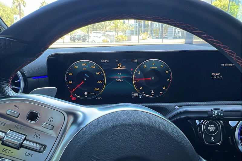 Mercedes Classe A 200   occasion  Roquebrune-sur-Argens - photo n10