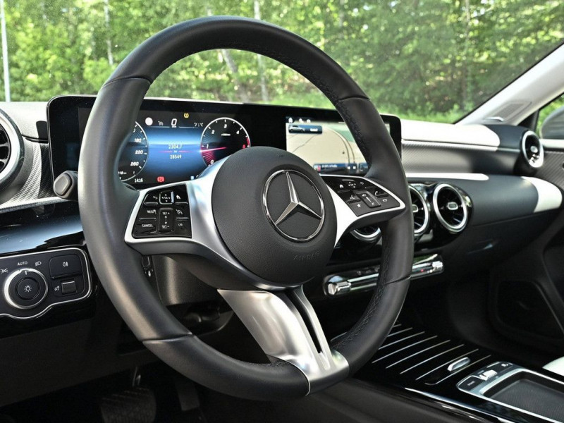 Mercedes Classe A 200 200 d BVA  occasion  Beaupuy - photo n5