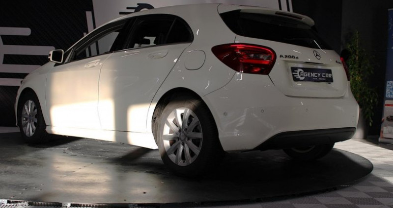 Mercedes Classe A 200 200d BV 7G-DCT BERLINE 4-Matic 2017 - photo n°2 Mercedes Classe A 200 200d BV 7G-DCT BERLINE 4-Matic  occasion à VILLENEUVE D'ASCQ - photo n°2