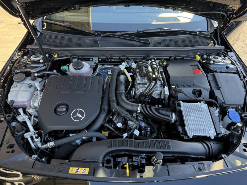 Mercedes Classe A 250   occasion  Roquebrune-sur-Argens - photo n8