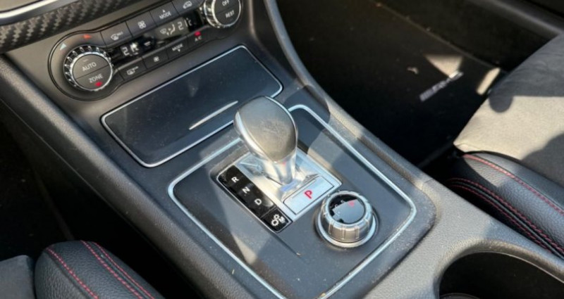 Mercedes Classe A 2.0 45 380CH AMG 4MATIC BVA TOIT OUVRANT- ENTRETIENS DISQUE  2015 - photo n°5 Mercedes Classe A 2.0 45 380CH AMG 4MATIC BVA TOIT OUVRANT- ENTRETIENS DISQUE   occasion à AMPUIS - photo n°5