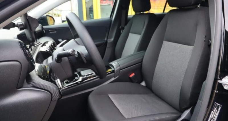 Mercedes Classe A 250 E 1.3 218 CH PHEV HYBRID BUSINESS LINE 8G-DCT BVA GARANT 2021 - photo n°6 Mercedes Classe A 250 E 1.3 218 CH PHEV HYBRID BUSINESS LINE 8G-DCT BVA GARANT  occasion à Bourgoin-Jallieu - photo n°6