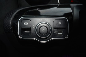 Mercedes Classe A 250 E 160+102CH AMG LINE 8G-DCT 8CV  occasion � Toulouse - photo n�15