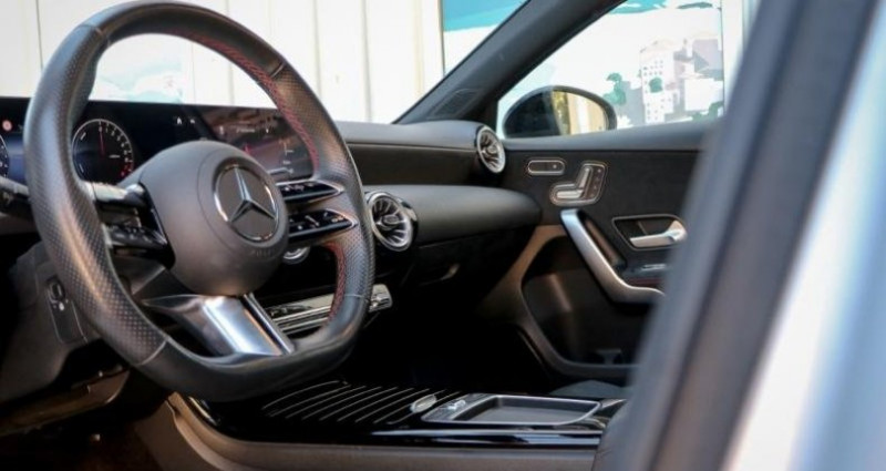 Mercedes Classe A 250 e Hybrid EQ 163 109ch AMG Line 8G-DCT 2024 - photo n°4 Mercedes Classe A 250 e Hybrid EQ 163 109ch AMG Line 8G-DCT  occasion à MONACO - photo n°4