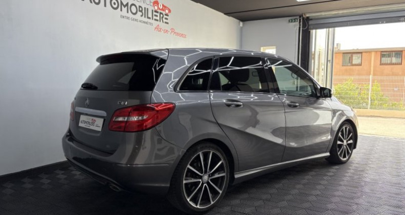 Mercedes Classe B 180 1.8 180 CDI Finition Sport 109 CV 2012 - photo n°3 Mercedes Classe B 180 1.8 180 CDI Finition Sport 109 CV  occasion à Venelles - photo n°3