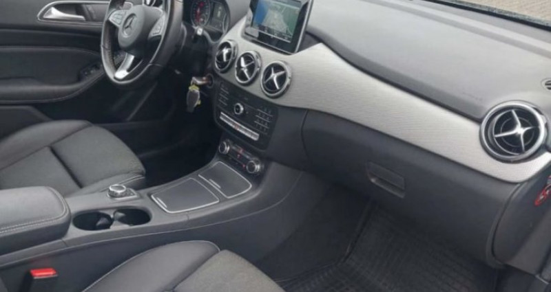 Mercedes Classe B 180 180 122 ch 7-G DCT Urban 2017 - photo n°5 Mercedes Classe B 180 180 122 ch 7-G DCT Urban  occasion à MERTZWILLER - photo n°5