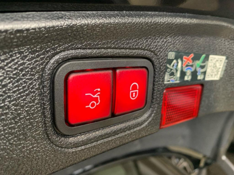 Mercedes Classe C 200 200 BVA 2023 - photo n°14 Mercedes Classe C 200 200 BVA  occasion à L'Union - photo n°14