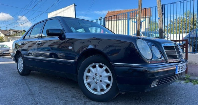 Mercedes Classe C e 200 w210 élégance 125MKMS