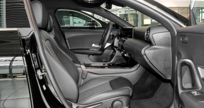 Mercedes Classe CLA Shooting brake 180  - photo n°5 Mercedes Classe CLA Shooting brake 180  occasion à LEIMBACH - photo n°5