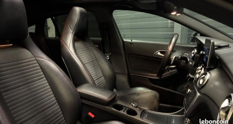 Mercedes Classe CLA Shooting brake Classe 2.2 220 CDI 177 FASCINATION AMG 7G-DCT BVA 2015 - photo n°6 Mercedes Classe CLA Shooting brake Classe 2.2 220 CDI 177 FASCINATION AMG 7G-DCT BVA  occasion à Montélimar - photo n°6