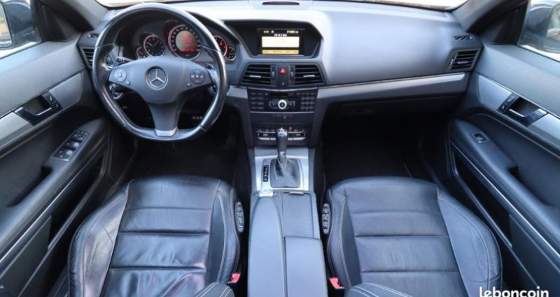 Mercedes Classe E 350 COUPE 3.0 350 CDI 230 CH BLUEEFFICIENCY EXECUTIVE 7G-TRONIC  2010 - photo n°4 Mercedes Classe E 350 COUPE 3.0 350 CDI 230 CH BLUEEFFICIENCY EXECUTIVE 7G-TRONIC   occasion à Bourgoin-Jallieu - photo n°4