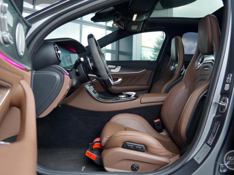 Mercedes Classe E 4Matic+ Lim.   Panorama / Burmester 2021 - photo n°15 Mercedes Classe E 4Matic+ Lim.   Panorama / Burmester  occasion à L'Union - photo n°15