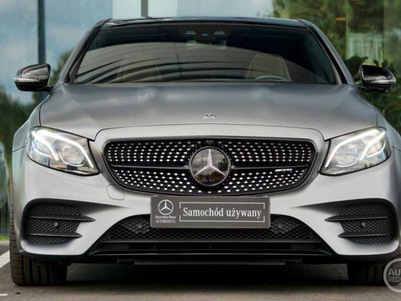 Mercedes Classe E 4Matic+ Lim.   Panorama / Burmester 2021 - photo n°9 Mercedes Classe E 4Matic+ Lim.   Panorama / Burmester  occasion à L'Union - photo n°9
