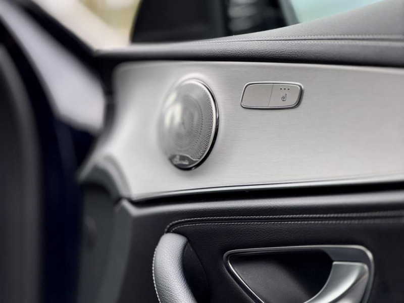 Mercedes Classe E D/AMG-LINE/4M/DISTRO+/SCHIEBED/RÜCKF/AMBIE 2021 - photo n°10 Mercedes Classe E D/AMG-LINE/4M/DISTRO+/SCHIEBED/RÜCKF/AMBIE  occasion à L'Union - photo n°10