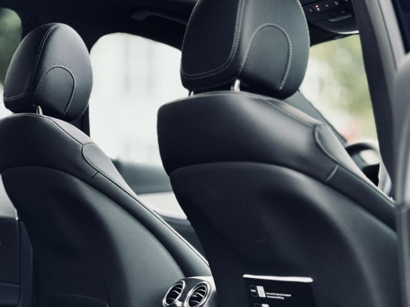 Mercedes Classe E D/AMG-LINE/4M/DISTRO+/SCHIEBED/RÜCKF/AMBIE 2021 - photo n°12 Mercedes Classe E D/AMG-LINE/4M/DISTRO+/SCHIEBED/RÜCKF/AMBIE  occasion à L'Union - photo n°12