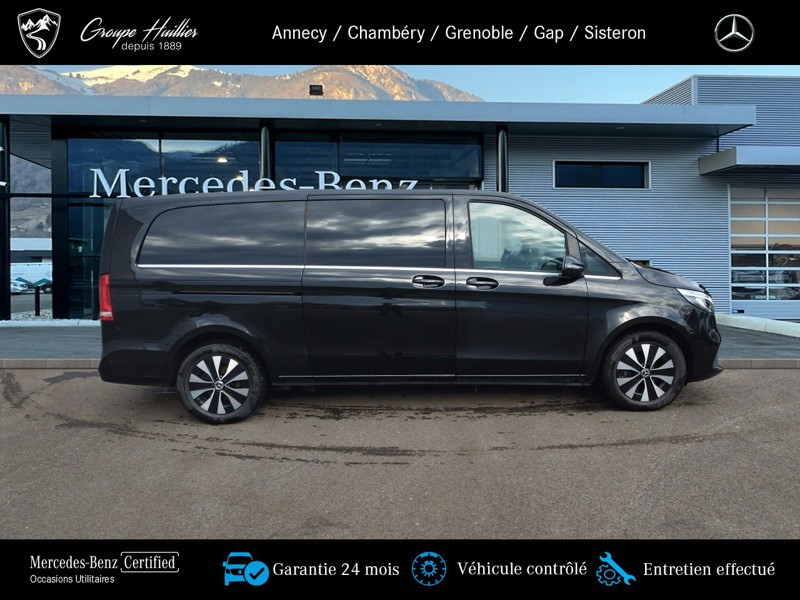 Mercedes Classe V 300 d 4MATIC AVANTGARDE Extra long - 65 900 HT 2022 - photo n°8 Mercedes Classe V 300 d 4MATIC AVANTGARDE Extra long - 65 900 HT  occasion à SAINT-EGREVE - photo n°8