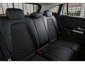 Mercedes GLA 180 BVA  occasion  Beaupuy - photo n5