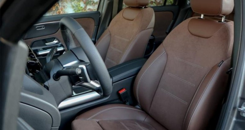 Mercedes GLA 200 163ch AMG Line 7G-DCT 2025 - photo n°5 Mercedes GLA 200 163ch AMG Line 7G-DCT  occasion à MONACO - photo n°5