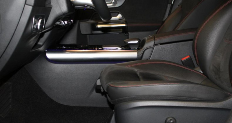 Mercedes GLA 200 7G-DCT AMG Line 2020 - photo n°7 Mercedes GLA 200 7G-DCT AMG Line  occasion à VILLENEUVE D'ASCQ - photo n°7