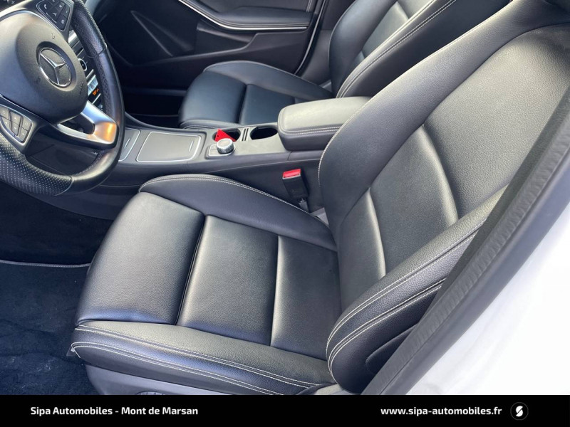 Mercedes GLA GLA 200 7-G DCT Starlight Edition 5p 2018 - photo n°9 Mercedes GLA GLA 200 7-G DCT Starlight Edition 5p  occasion à Mont-de-Marsan - photo n°9