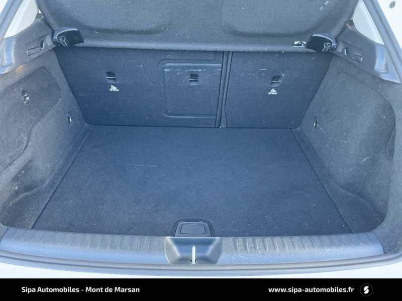 Mercedes GLA GLA 200 7-G DCT Starlight Edition 5p 2018 - photo n°6 Mercedes GLA GLA 200 7-G DCT Starlight Edition 5p  occasion à Mont-de-Marsan - photo n°6