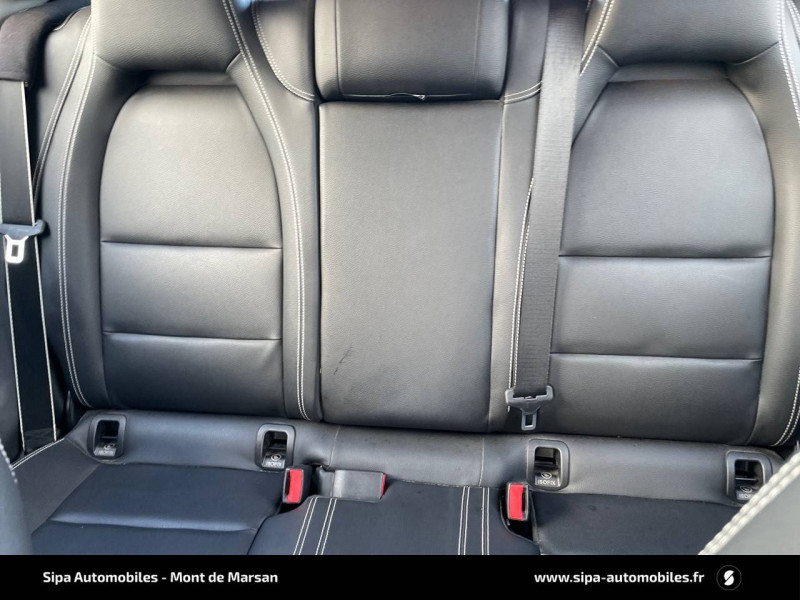 Mercedes GLA GLA 200 7-G DCT Starlight Edition 5p 2018 - photo n°10 Mercedes GLA GLA 200 7-G DCT Starlight Edition 5p  occasion à Mont-de-Marsan - photo n°10